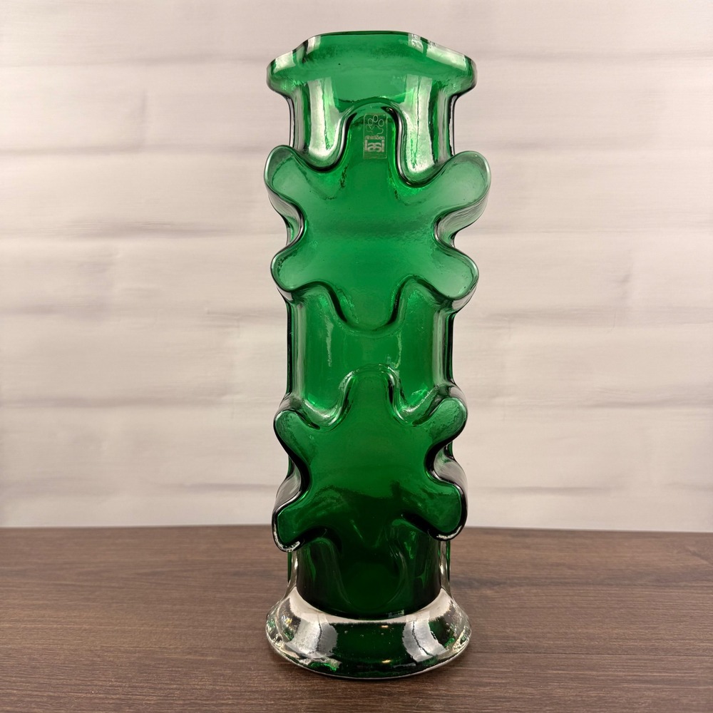 Riihimäen Lasi Riihimäki Kasperi 1966 Vase Erkkitapio Siiroinen Green
